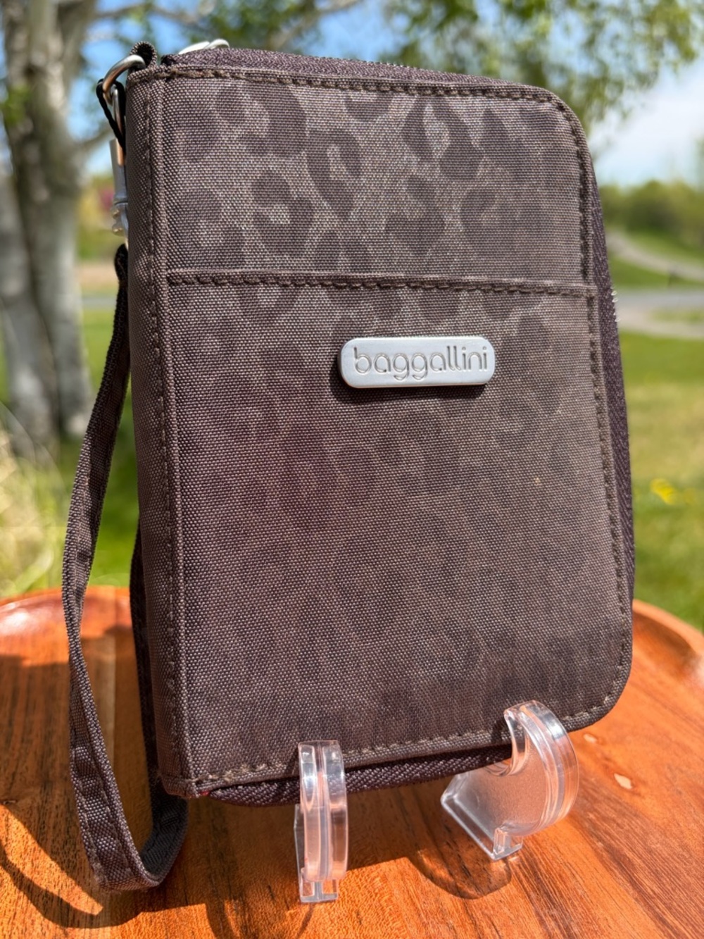Baggallini Essential Wallet Charcoal Gray Cheetah Print NWT